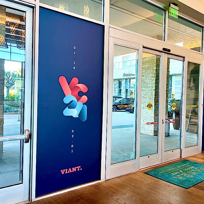 window graphic Pasea Hotel